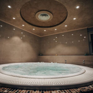 Hot tub at luxury spa center.