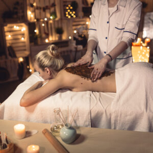 side-view-spa-concept-with-woman